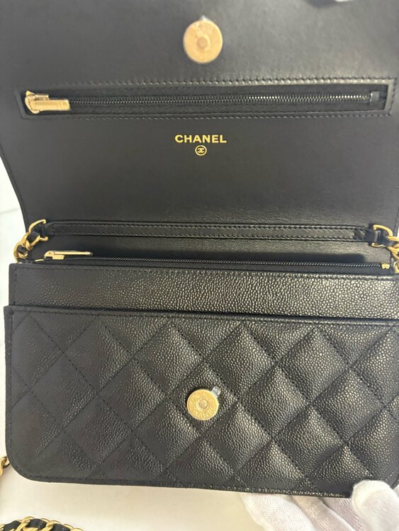 チェーンウォレット（ブランドバッグ）の商品画像 - 査定依頼日：2025年11月12日 - 最高査定価格：480,000円