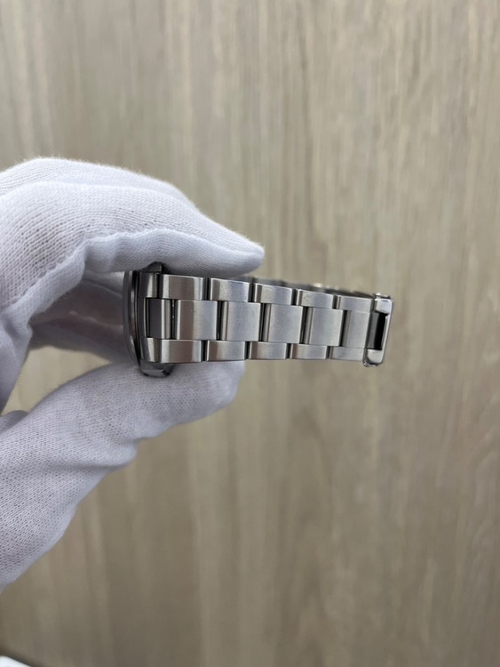 ロレックス エクスプローラー 1427（高級時計）の商品画像 - 査定依頼日：2025年11月13日 - 最高査定価格：900,000円