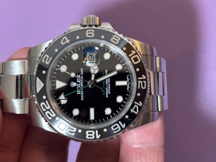 ロレックス GMTマスター 116710lm（高級時計）の商品画像 - 査定依頼日：2025年6月25日 - 最高査定価格：1,750,000円