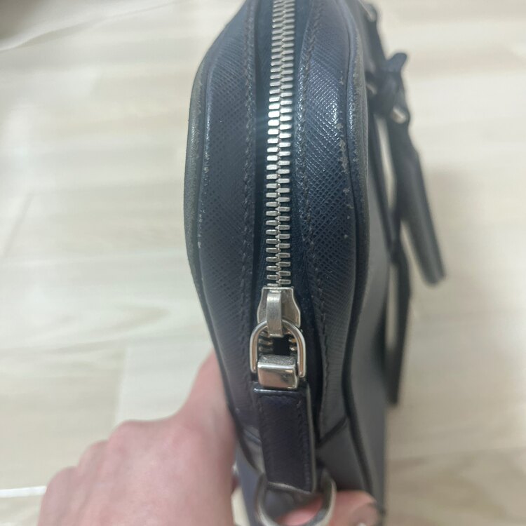 プラダ  （ブランドバッグ）の商品画像 - 査定依頼日：2025年3月18日 - 最高査定価格：60,000円