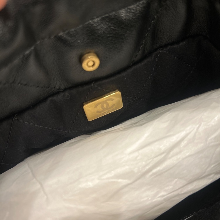 CHANEL22ミニ（ブランドバッグ）の商品画像 - 査定依頼日：2025年11月6日 - 最高査定価格：650,000円