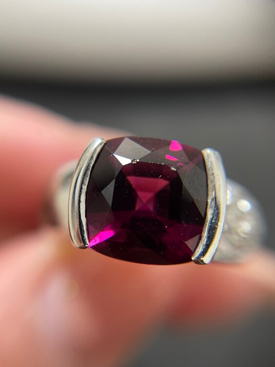 タサキリング　ガーネット（宝石）の商品画像 - 査定依頼日：2025年3月13日 - 最高査定価格：50,000円