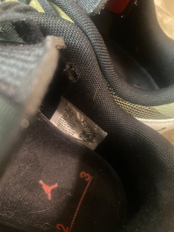 NIKE スニーカー（古着・ファッション）の商品画像 - 査定依頼日：2026年2月16日 - 最高査定価格：1,000円