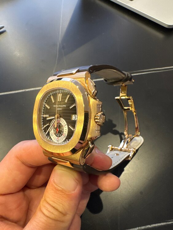 パテックフィリップ ノーチラス （高級時計）の商品画像 - 査定依頼日：2025年5月3日 - 最高査定価格：15,000,000円
