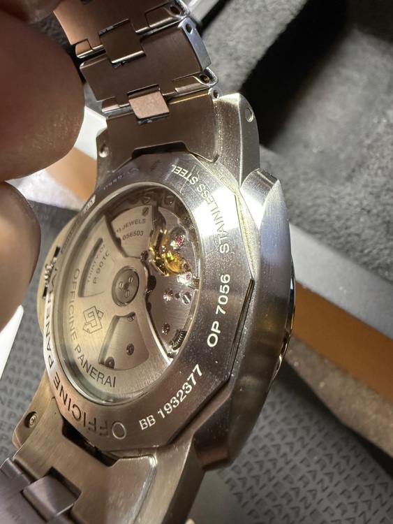 パネライルミノール マリーナ 1950 3デイズ 44mm（高級時計）の商品画像 - 査定依頼日：2025年7月17日 - 最高査定価格：710,000円