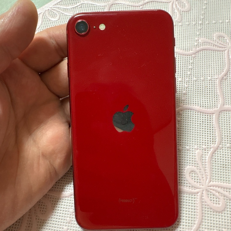 iPhone SE3（スマホ）の商品画像 - 査定依頼日：2026年6月14日 - 最高査定価格：13,500円