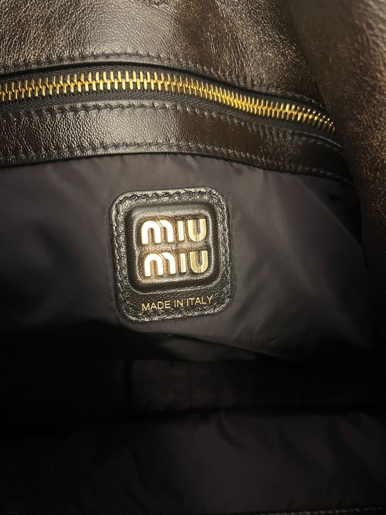 商品品番：5BC155_2F6P_F0201V_MON（ブランドバッグ）の商品画像 - 査定依頼日：2025年12月8日 - 最高査定価格：170,000円