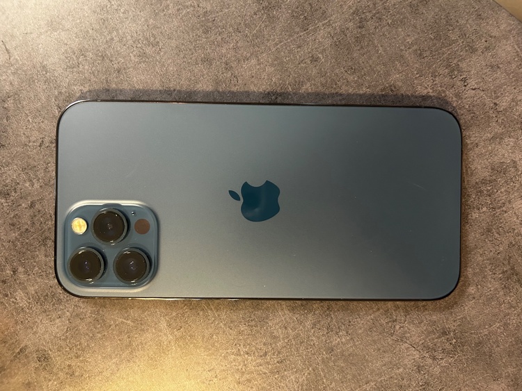iPhone iPhone 12 Pro Max 256GB SIMフリー（スマホ）の商品画像 - 査定依頼日：2026年9月9日 - 最高査定価格：41,000円