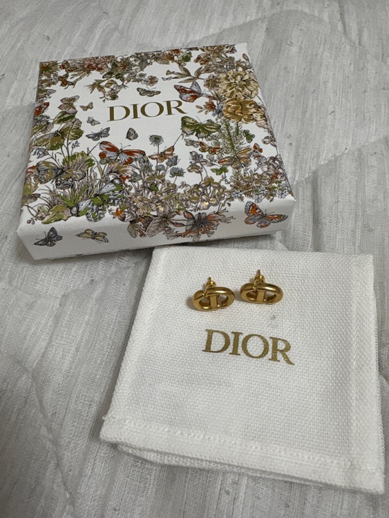 Diorピアス（金・貴金属）の商品画像 - 査定依頼日：2025年9月8日 - 最高査定価格：25,000円