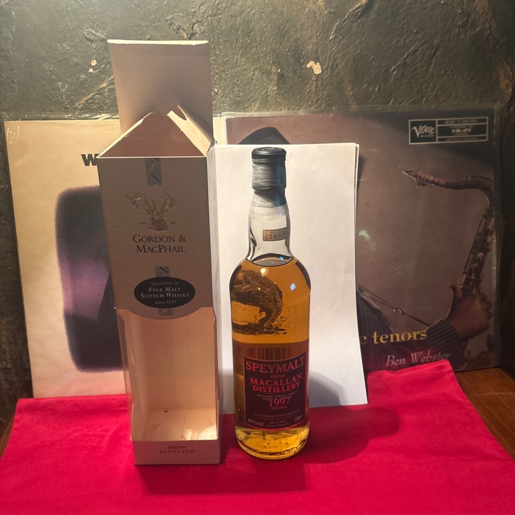 ウイスキー マッカラン （お酒）の商品画像 - 査定依頼日：2026年1月27日 - 最高査定価格：15,000円