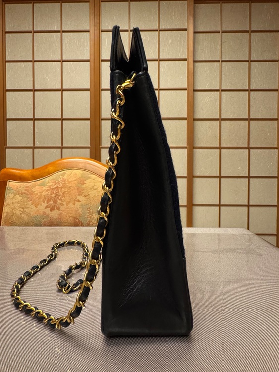 CHANELバッグ　型番不明（ブランドバッグ）の商品画像 - 査定依頼日：2025年9月17日 - 最高査定価格：200,000円