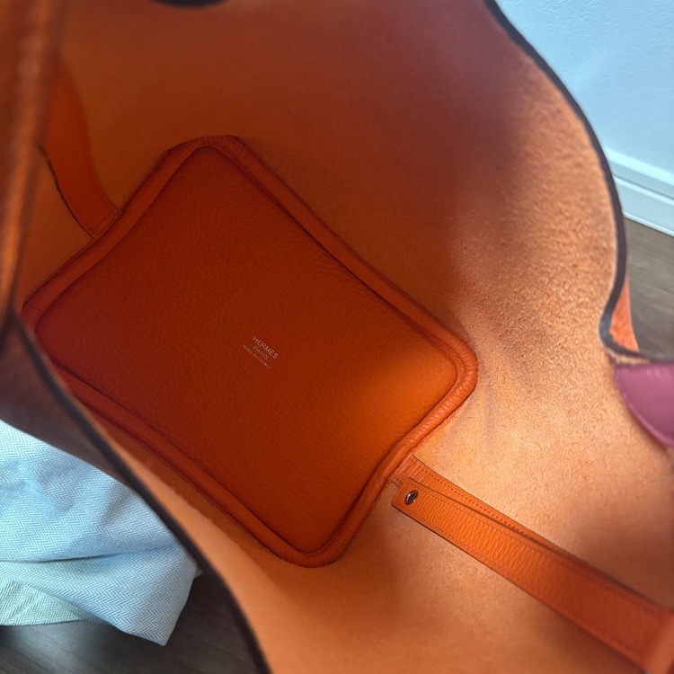 ピコタンpm エクラ（ブランドバッグ）の商品画像 - 査定依頼日：2026年1月10日 - 最高査定価格：555,000円