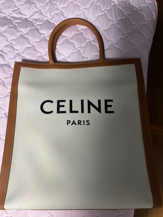 セリーヌ  （ブランドバッグ）の商品画像 - 査定依頼日：2025年8月16日 - 最高査定価格：80,000円