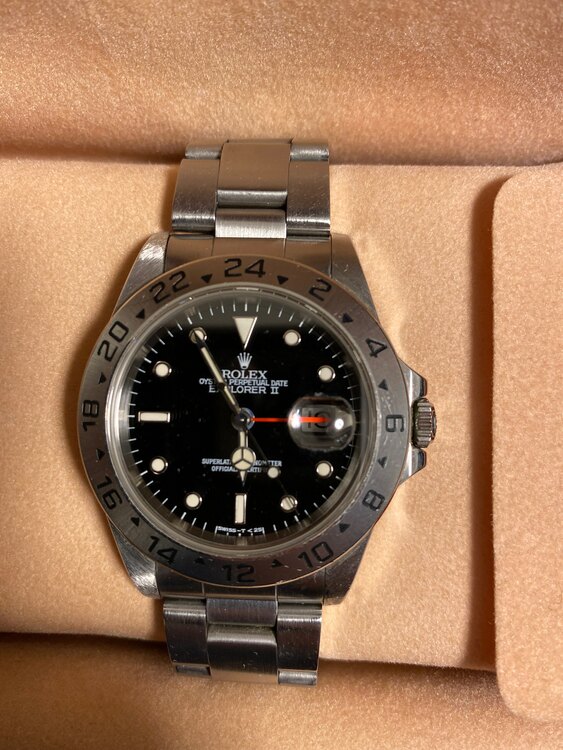 ロレックス エクスプローラー 16570B 510（高級時計）の商品画像 - 査定依頼日：2025年3月29日 - 最高査定価格：1,100,000円