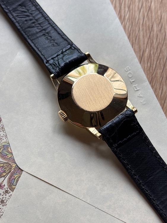 パテックフィリップ カラトラバ 246（高級時計）の商品画像 - 査定依頼日：2025年9月10日 - 最高査定価格：1,550,000円