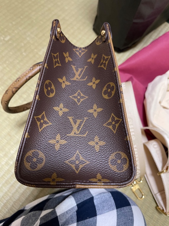 ルイ・ヴィトンモノグラムオンザゴーpm（ブランドバッグ）の商品画像 - 査定依頼日：2025年6月14日 - 最高査定価格：300,000円