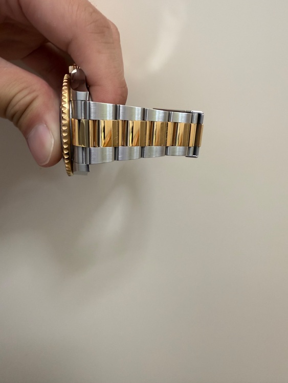 ロレックス サブマリーナー 126613l（高級時計）の商品画像 - 査定依頼日：2025年7月29日 - 最高査定価格：2,450,000円