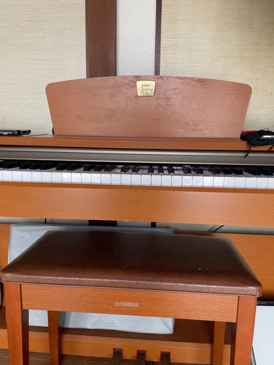 CLP－220（ピアノ・楽器・PA機材）の商品画像 - 査定依頼日：2026年5月14日 - 最高査定価格：10,000円