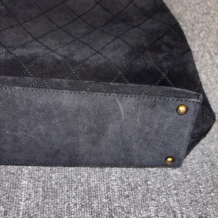 ワイルドステッチキャビアスキンバッグ（ブランドバッグ）の商品画像 - 査定依頼日：2025年7月31日 - 最高査定価格：70,000円