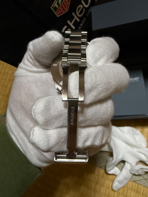 タグホイヤー　アクアレーサー（高級時計）の商品画像 - 査定依頼日：2025年12月7日 - 最高査定価格：200,000円