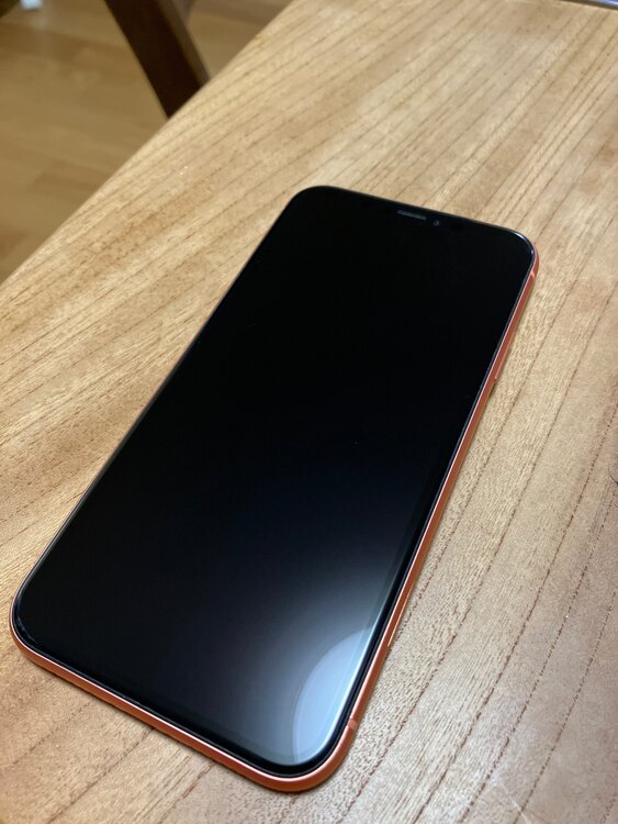 コーラルピンク（スマホ）の商品画像 - 査定依頼日：2025年4月1日 - 最高査定価格：15,000円