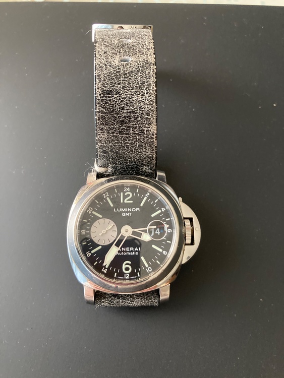 パネライ ルミノール GMT OP６５５４（高級時計）の商品画像 - 査定依頼日：2026年2月24日 - 最高査定価格：530,000円