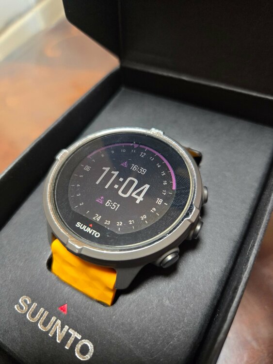Suunto　Spartan Sport Wrist HR（その他のスポーツ用品）の商品画像 - 査定依頼日：2026年5月20日 - 最高査定価格：5,000円