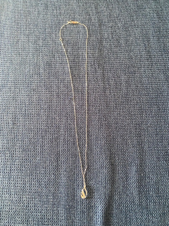 ネックレス　k10wg（金・貴金属）の商品画像 - 査定依頼日：2025年11月16日 - 最高査定価格：80,000円