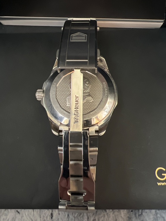 タグホイヤー アクアレーサー （高級時計）の商品画像 - 査定依頼日：2025年11月23日 - 最高査定価格：250,000円