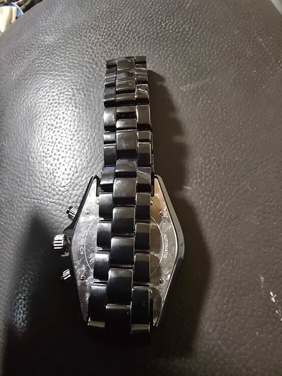 シャネル J12 XCR9970（高級時計）の商品画像 - 査定依頼日：2025年11月3日 - 最高査定価格：420,000円