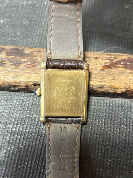 カルティエ タンク （高級時計）の商品画像 - 査定依頼日：2026年3月18日 - 最高査定価格：400,000円