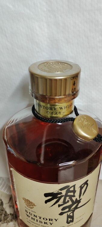 ウイスキー サントリー響 （お酒）の商品画像 - 査定依頼日：2025年6月9日 - 最高査定価格：29,100円