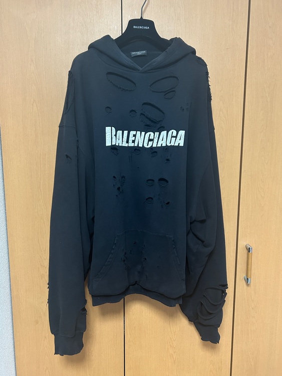 21ss デストロイフーディ（古着・ファッション）の商品画像 - 査定依頼日：2025年8月27日 - 最高査定価格：20,000円