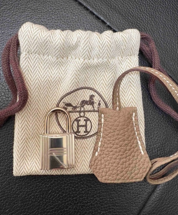 エルメス バーキン （ブランドバッグ）の商品画像 - 査定依頼日：2025年11月25日 - 最高査定価格：2,550,000円