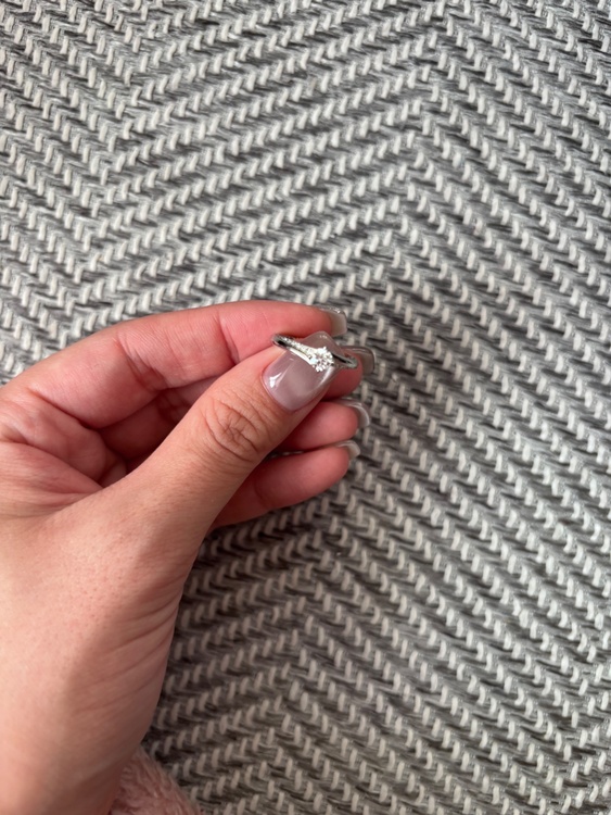 指輪（金・貴金属）の商品画像 - 査定依頼日：2025年12月7日 - 最高査定価格：300,000円