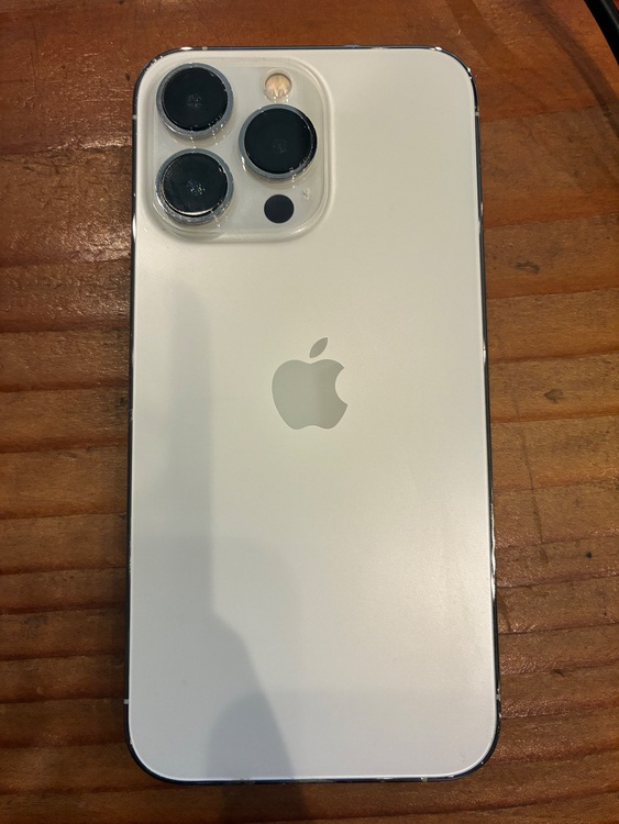 iPhone iPhone 13 Pro 128GB Softbank（スマホ）の商品画像 - 査定依頼日：2026年9月10日 - 最高査定価格：45,000円