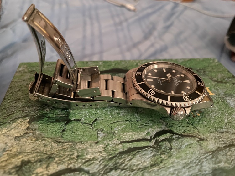 ノンデイト(並行輸入品)固有番号:T205802（高級時計）の商品画像 - 査定依頼日：2025年8月3日 - 最高査定価格：1,280,000円