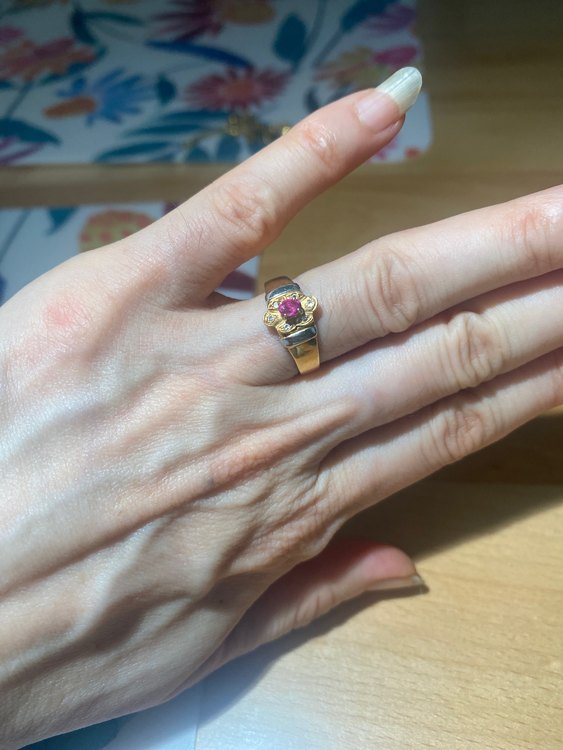 ルビーの指輪（金・貴金属）の商品画像 - 査定依頼日：2023年9月4日 - 最高査定価格：50,000円