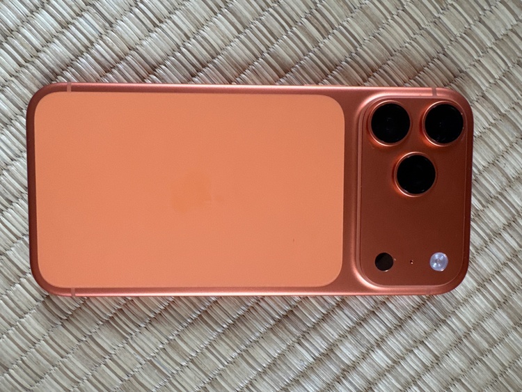 iPhone 17 Pro Max 256GB Softbank（スマホ）の商品画像 - 査定依頼日：2026年4月16日 - 最高査定価格：158,000円