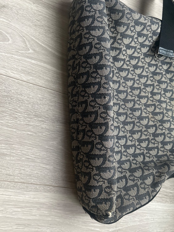 Dior（ブランドバッグ）の商品画像 - 査定依頼日：2025年11月17日 - 最高査定価格：53,000円