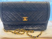 マトラッセ クラシック ハンドバッグ 25cm ブラック/ゴールド金具 