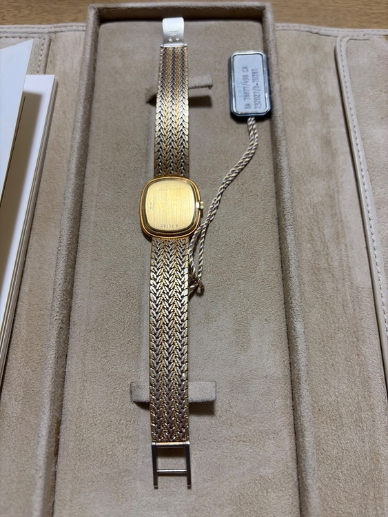 オーデマピゲ その他 BA78877/498 CA-232021/B-7078（高級時計）の商品画像 - 査定依頼日：2026年3月23日 - 最高査定価格：2,800,000円