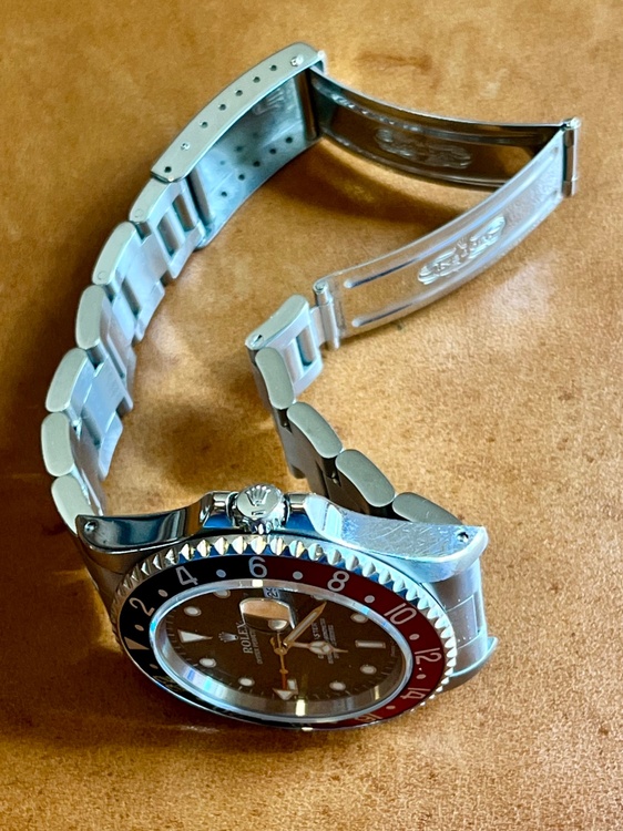 ロレックス GMTマスター 1670（高級時計）の商品画像 - 査定依頼日：2026年4月14日 - 最高査定価格：1,980,000円