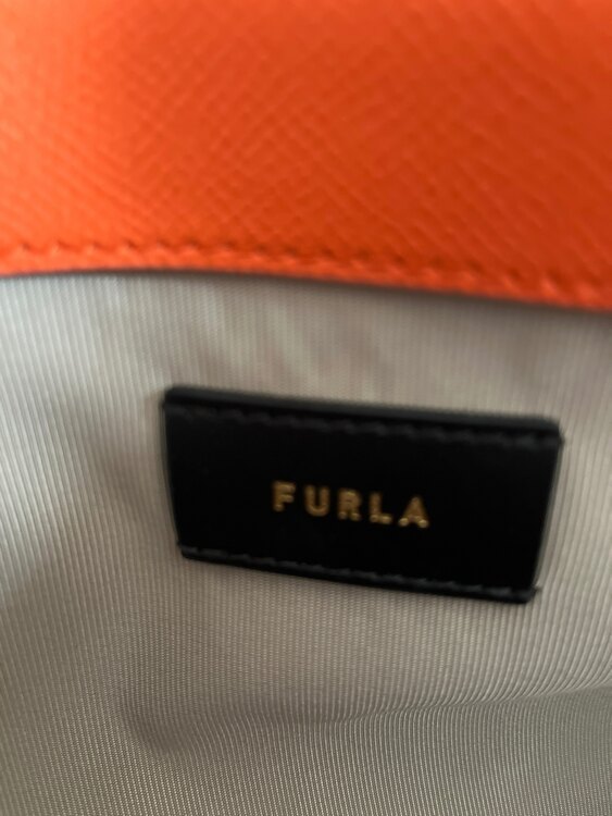 その他 フルラ （ブランドバッグ）の商品画像 - 査定依頼日：2025年5月31日 - 最高査定価格：10,000円