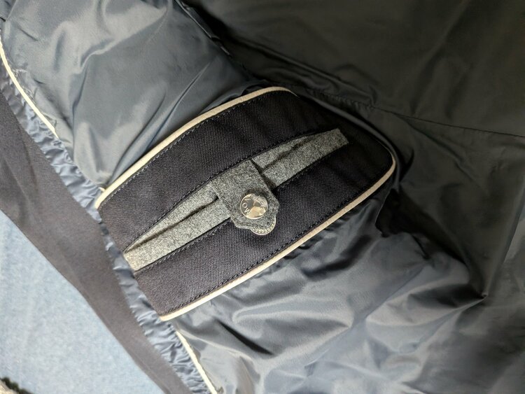 ダウンジャケット（古着・ファッション）の商品画像 - 査定依頼日：2025年12月18日 - 最高査定価格：90,000円