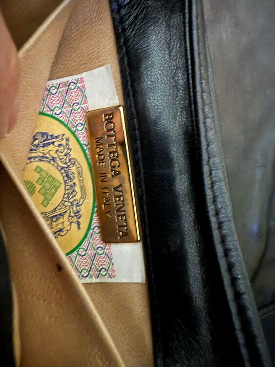 バック（ブランドバッグ）の商品画像 - 査定依頼日：2025年4月23日 - 最高査定価格：32,000円