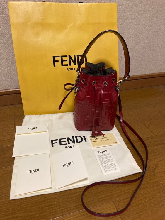 フェンディ  （ブランドバッグ）の商品画像 - 査定依頼日：2025年11月29日 - 最高査定価格：85,000円