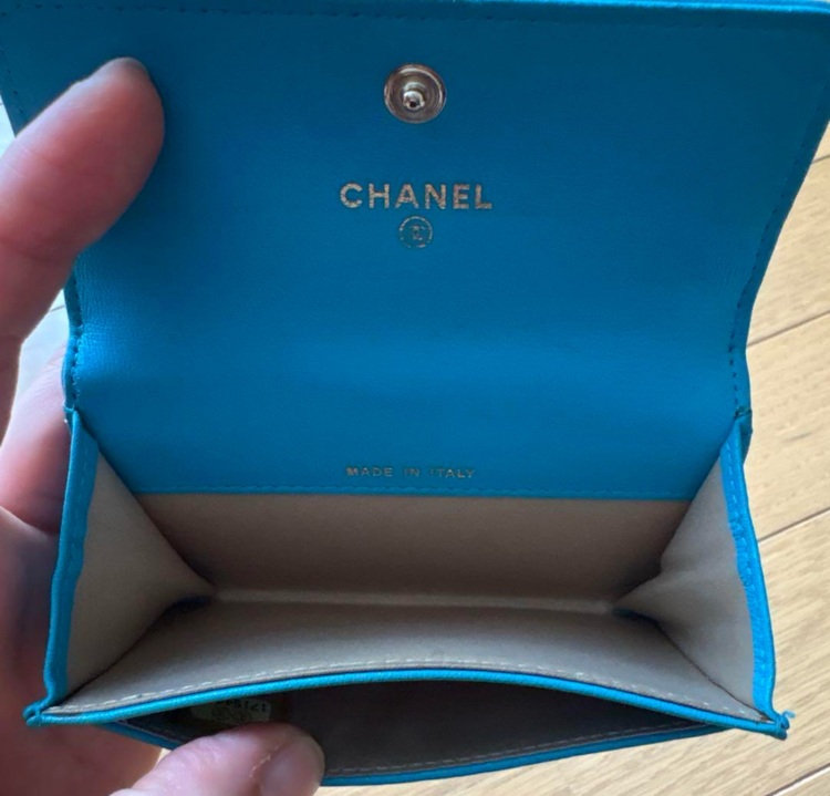 シャネル カメリア （ブランドバッグ）の商品画像 - 査定依頼日：2025年10月29日 - 最高査定価格：30,000円