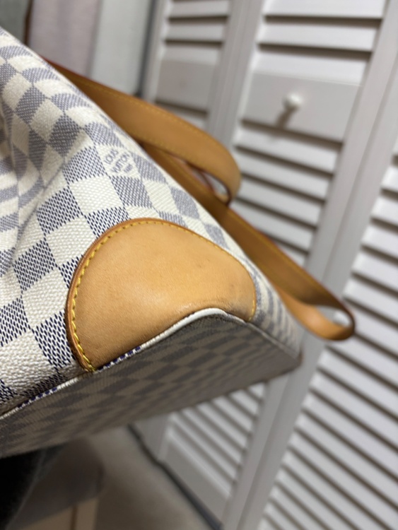 アズール　ハムステッドMM（ブランドバッグ）の商品画像 - 査定依頼日：2026年3月6日 - 最高査定価格：52,000円