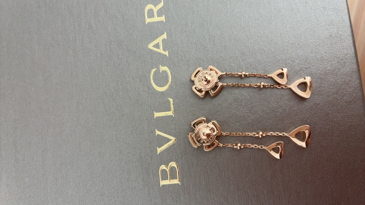 357143（金・貴金属）の商品画像 - 査定依頼日：2025年11月16日 - 最高査定価格：300,000円